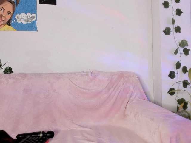 electrajones2 live cam on BongaCams