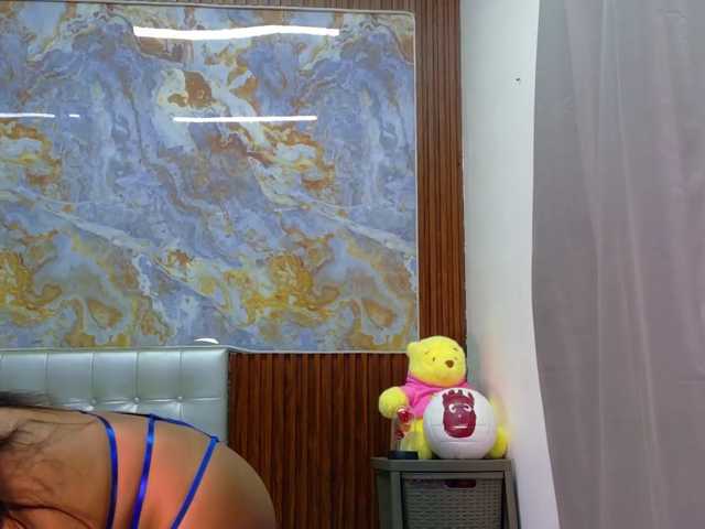 Mady29 live cam on BongaCams