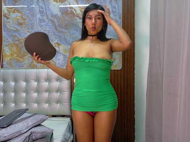 Mady29 live cam on BongaCams
