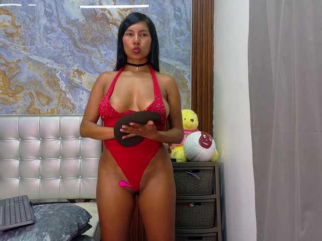 Mady29 live cam on BongaCams