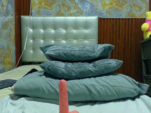 Mady29 live cam on BongaCams