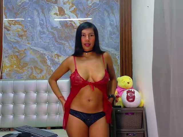 Mady29 live cam on BongaCams