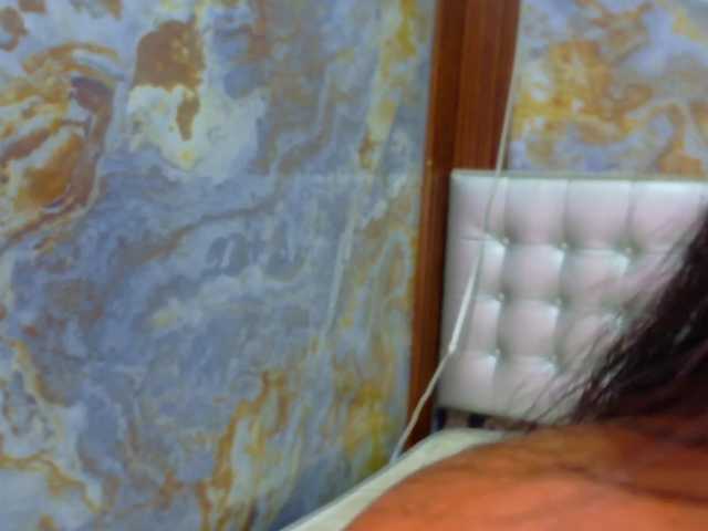 Mady29 live cam on BongaCams