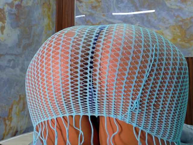 Mady29 live cam on BongaCams