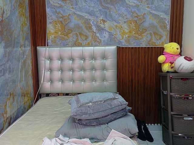 Mady29 live webcam show