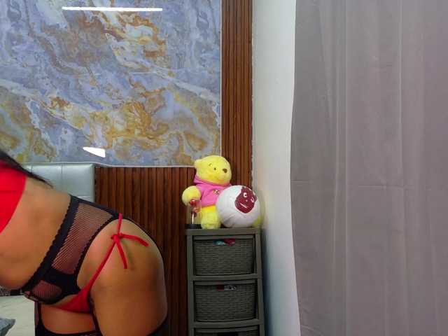 Mady29 live cam on BongaCams
