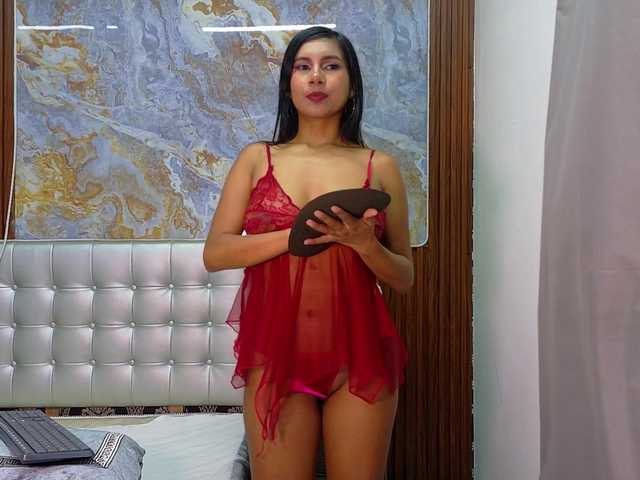 Mady29 live cam on BongaCams