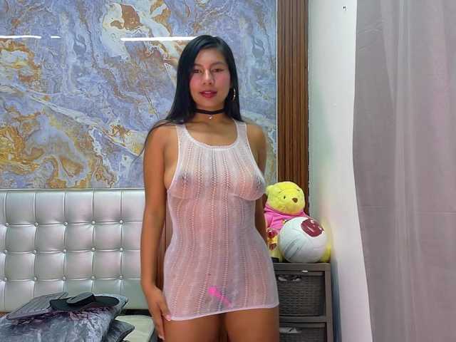 Mady29 live cam on BongaCams