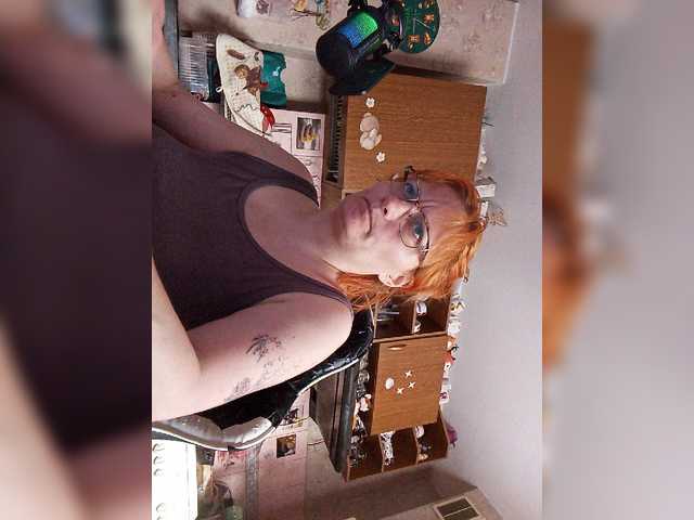 Lintu1 live cam on BongaCams