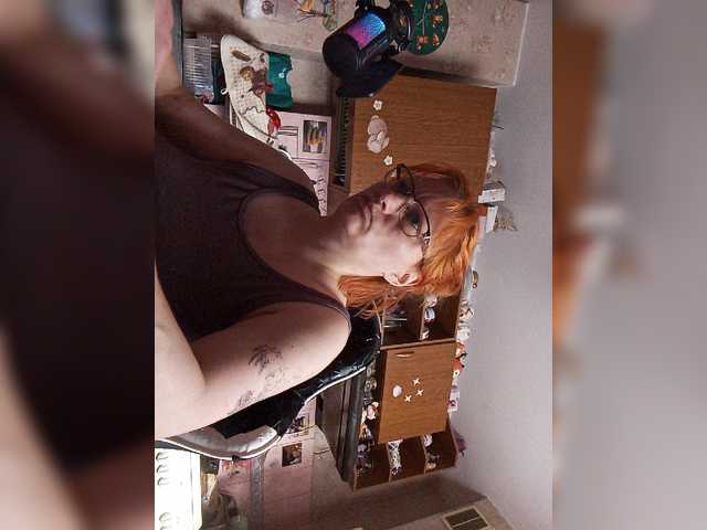 Lintu1 live cam on BongaCams
