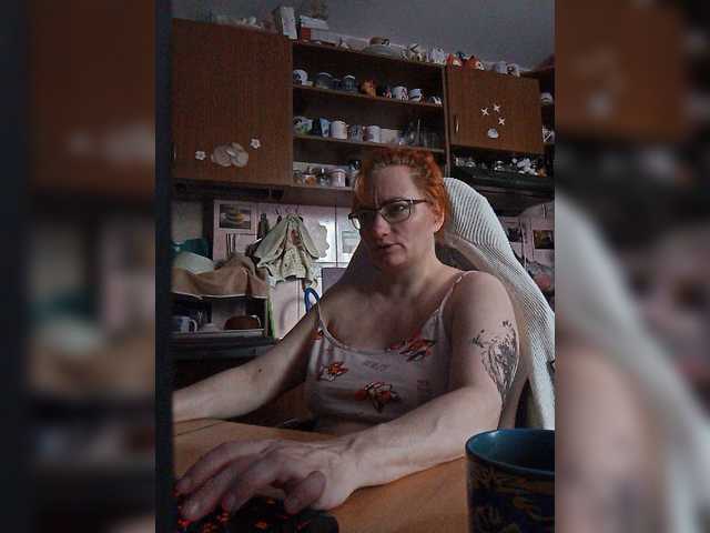 Lintu1 live cam on BongaCams