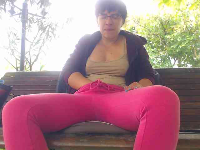 AnnBigLabia webcam