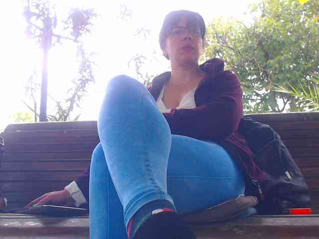 AnnBigLabia webcam