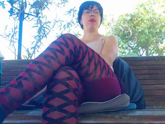 AnnBigLabia