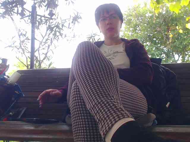 AnnBigLabia