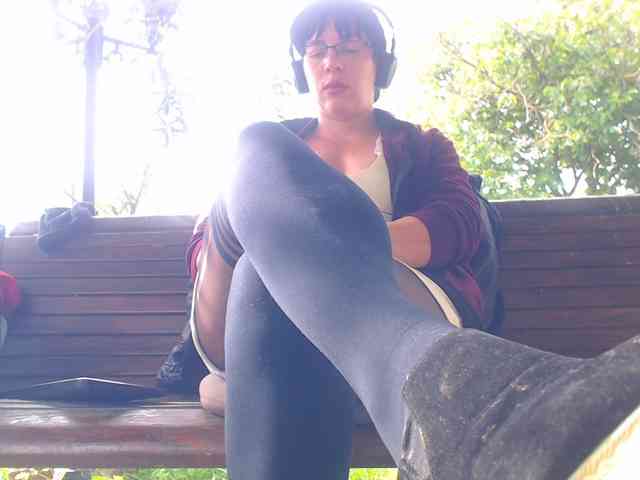 AnnBigLabia
