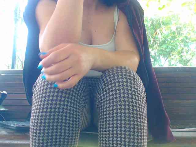 AnnBigLabia webcam
