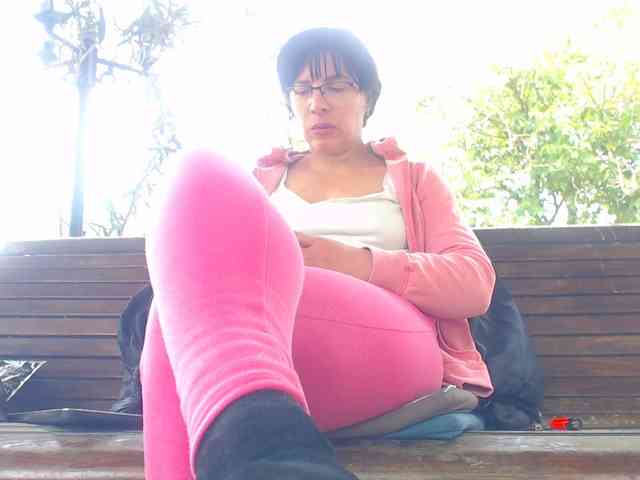 AnnBigLabia webcam