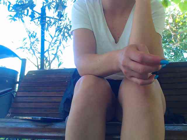 AnnBigLabia webcam