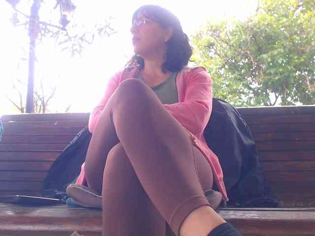 Model: AnnBigLabia
