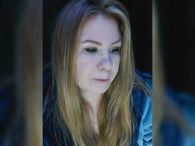 le modèle HaisonEris1 est en webcam porno dans un show sur le site bongacams, il possède les tags suivants: White/Caucasian,Redhead,Shaved