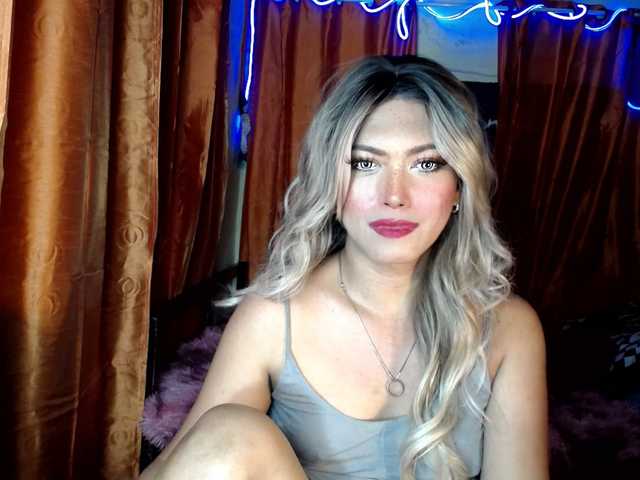 QueenMorganaxx live webcam show