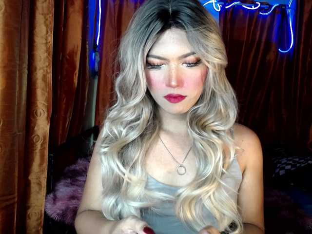 QueenMorganaxx live webcam show