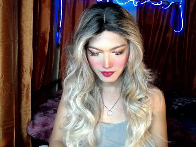 QueenMorganaxx live webcam show