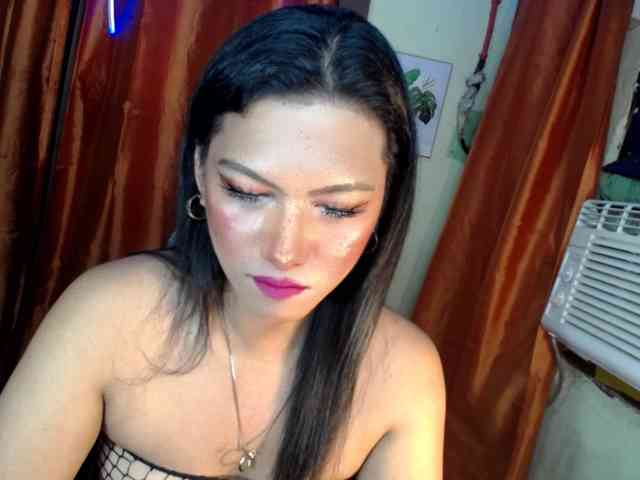 Queenmorganaxx's live stream