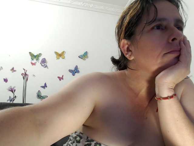  victoria-jones chat room