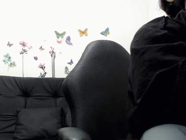victoria-jones live cam on BongaCams