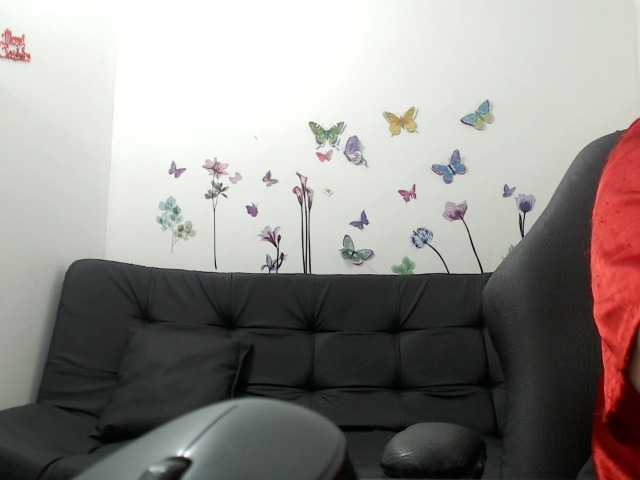 le modèle victoria-jones est en webcam porno dans un show sur le site bongacams, il possède les tags suivants: Latino/Hispanic,Brunette,Trimmed