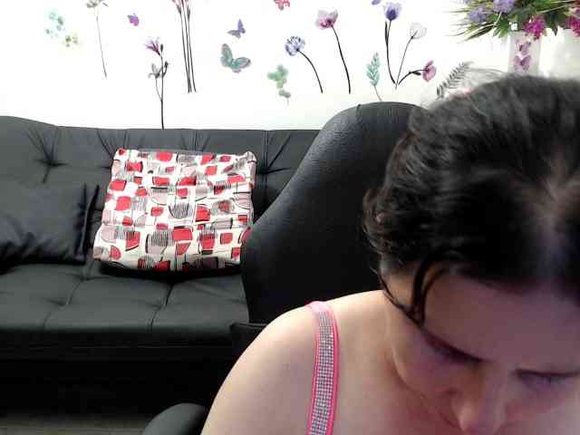 victoria-jones webcam