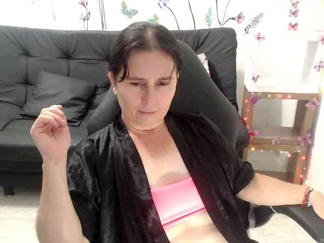 victoria-jones webcam