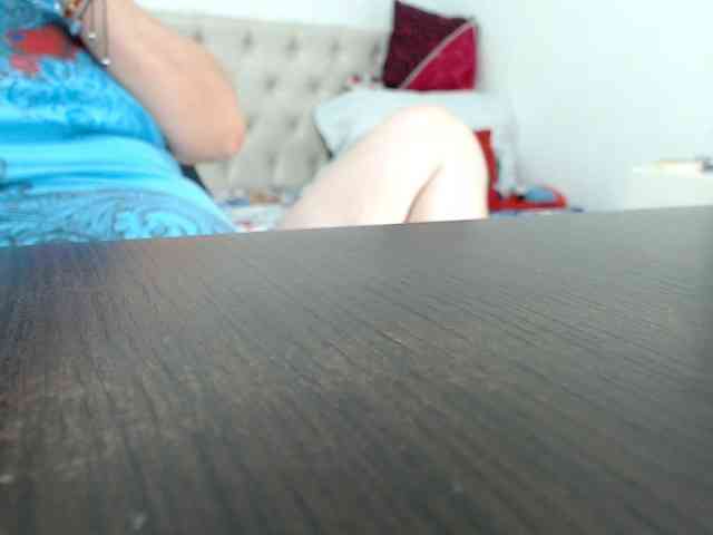 victoria-jones webcam