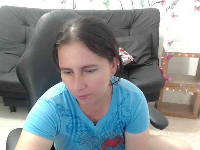 victoria-jones webcam