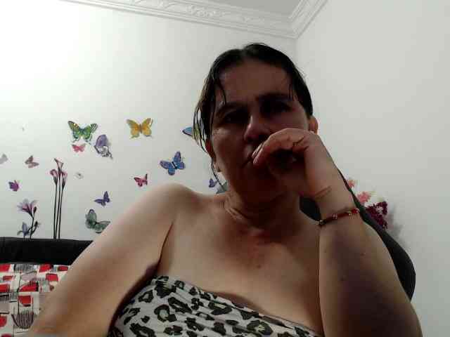 victoria-jones webcam