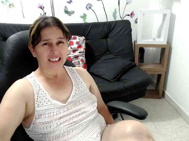 victoria-jones webcam