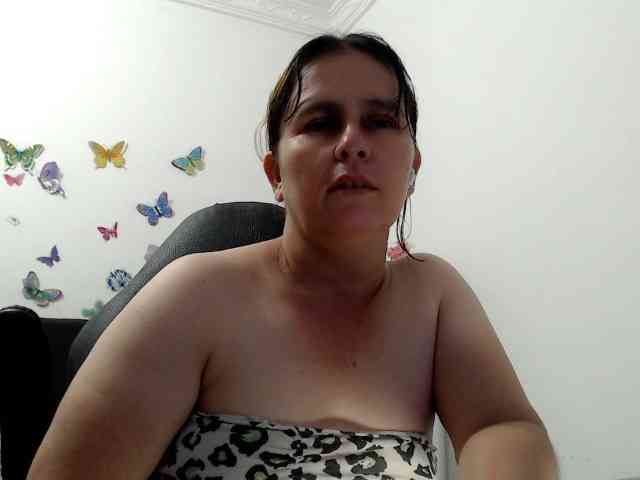 victoria-jones webcam