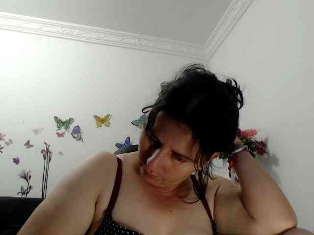 victoria-jones webcam