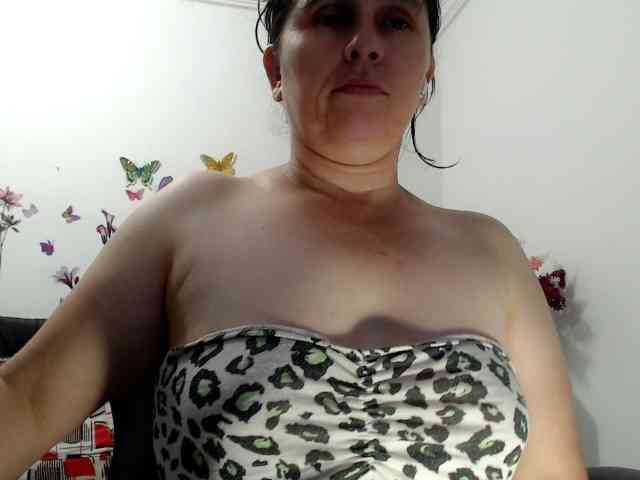 victoria-jones webcam