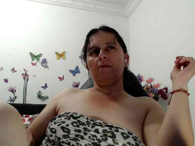 victoria-jones webcam