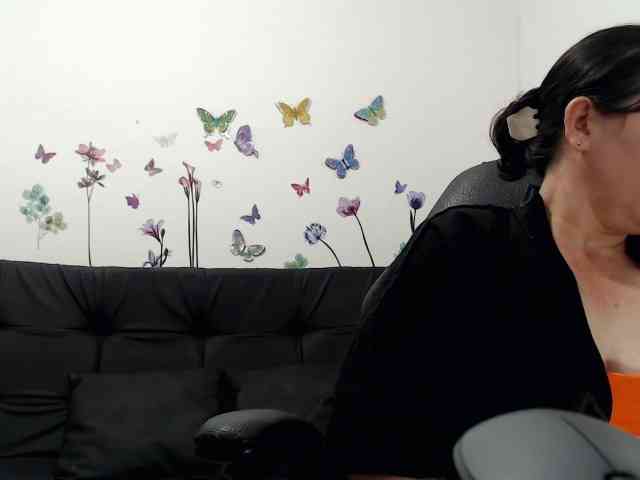 victoria-jones webcam