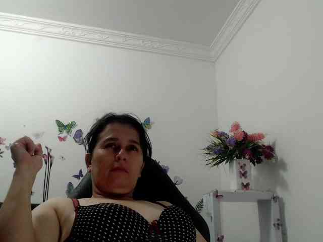 victoria-jones webcam