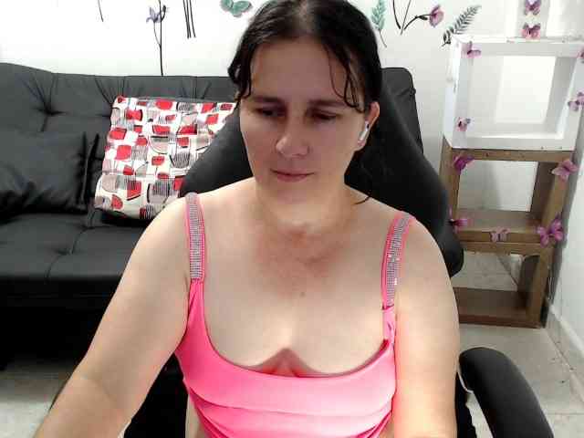victoria-jones webcam