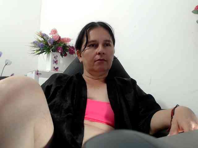 victoria-jones webcam