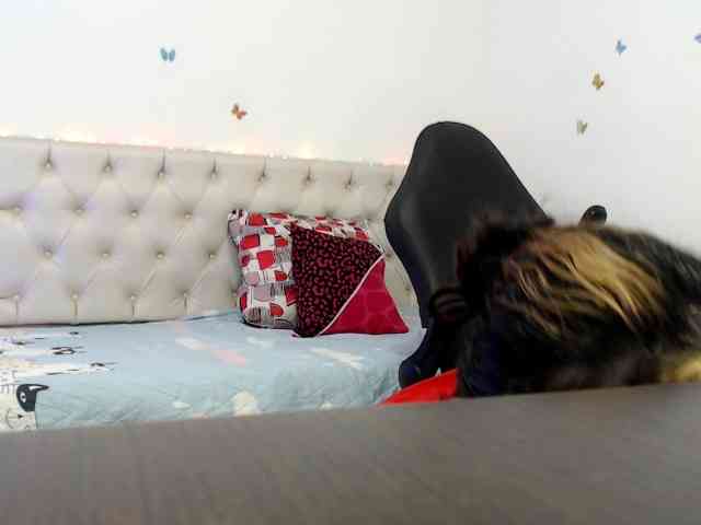 victoria-jones webcam