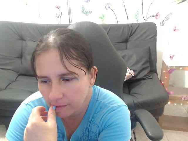 victoria-jones webcam