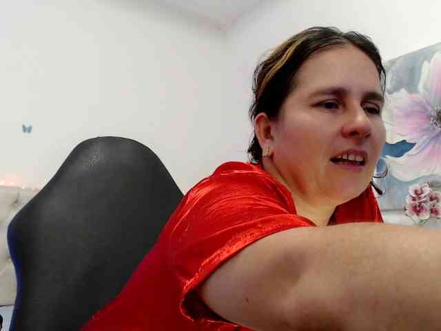 victoria-jones webcam