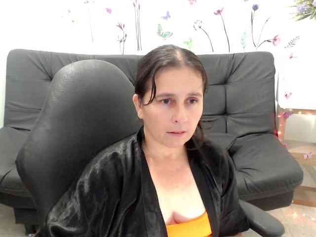 victoria-jones webcam